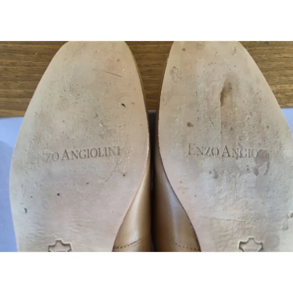 Enzo Angiolini Liberty Leather Loafers in Cream Slip On Flats Size 9